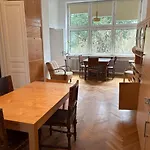 Dornroeschenschlaf Am Stadtrand Mit Anbindung Ans Zentrum - 30 Minuten