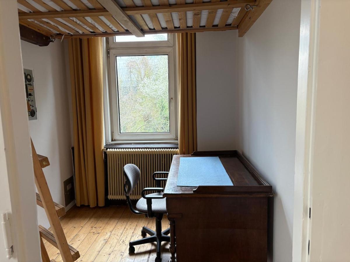Dornroeschenschlaf Am Stadtrand Mit Anbindung Ans Zentrum - 30 Minuten Apartment